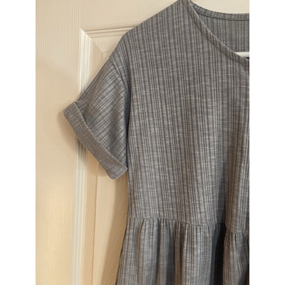 Art Class Girl’s Large 10-12 Gray Dress. Buttons - Picture 5 of 16